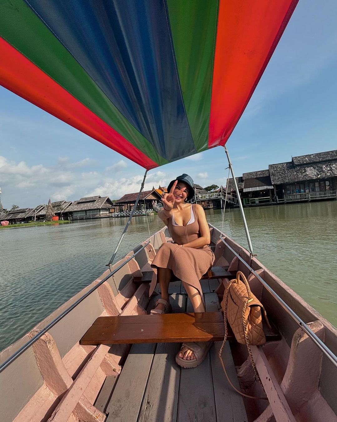 दिखा मस्ती मूड