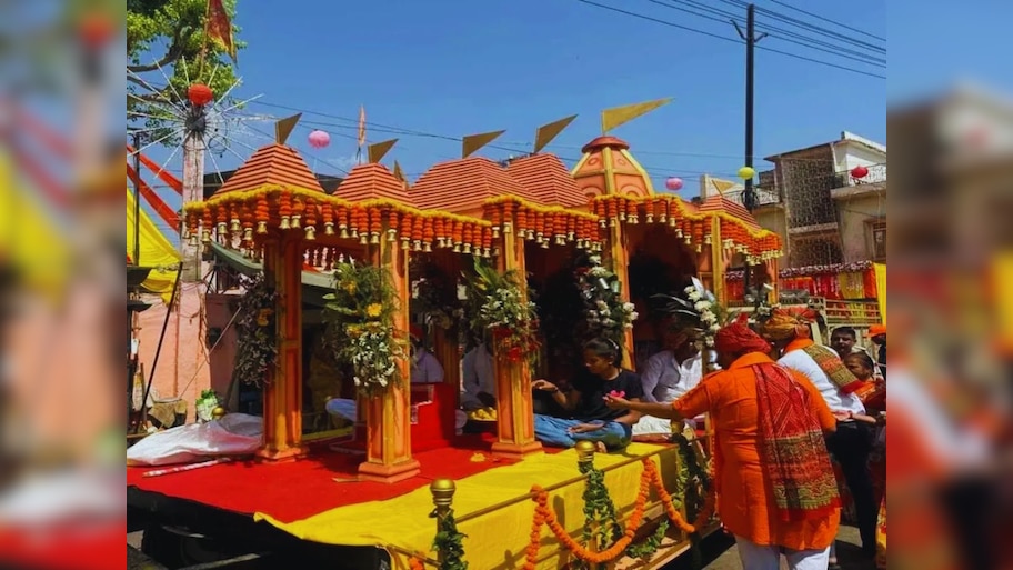 Jaipur News:38 साल बाद नगर भ्रमण पर निकले पवन पुत्र हनुमान,रथ पर बैठ भक्तों को दिया आशीर्वाद