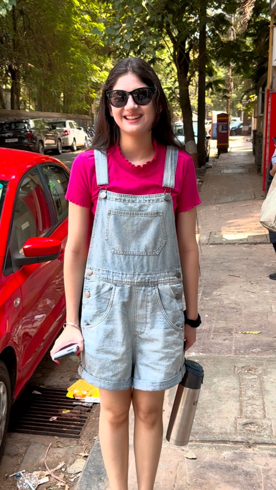 चलाती हैं यूट्यूब चैनल