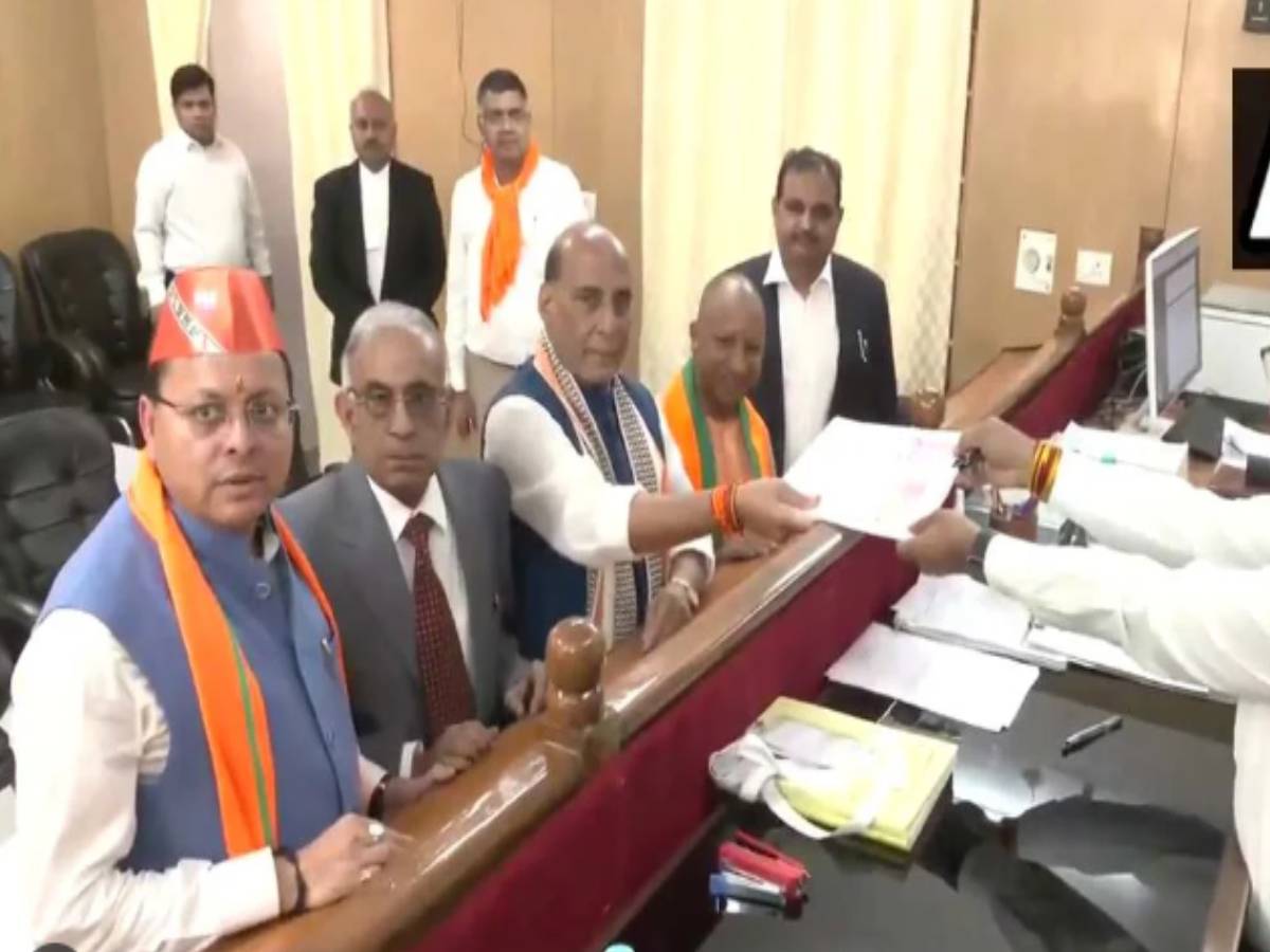 UP Loksabha Election: राजनाथ सिंह ने लखनऊ सीट से दाखिल किया नामांकन; रोड शो में उमड़ा हुजूम UP Loksabha Election: राजनाथ सिंह ने लखनऊ सीट से दाखिल किया नामांकन; रोड शो में उमड़ा हुजूम