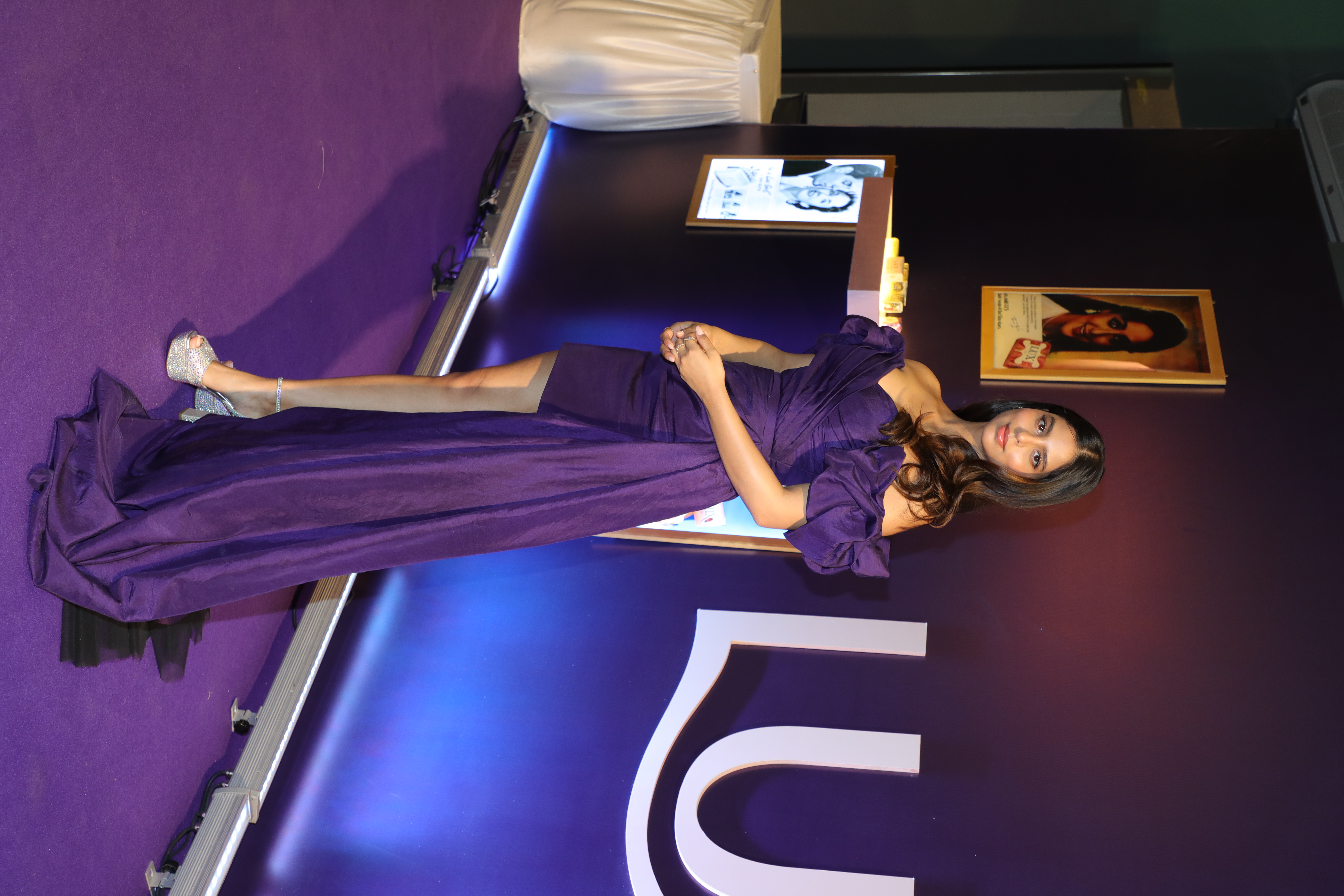 सुहाना बनीं लक्स ब्रांड एंबेसडर