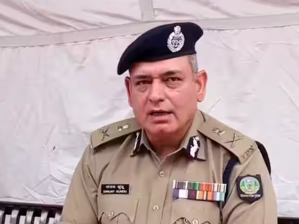 Himachal News: हिमाचल के पुलिस महानिदेशक DGP संजय कुंडू आज होंगे सेवानिवृत्त, जानें कौन होगा अगला DGP
