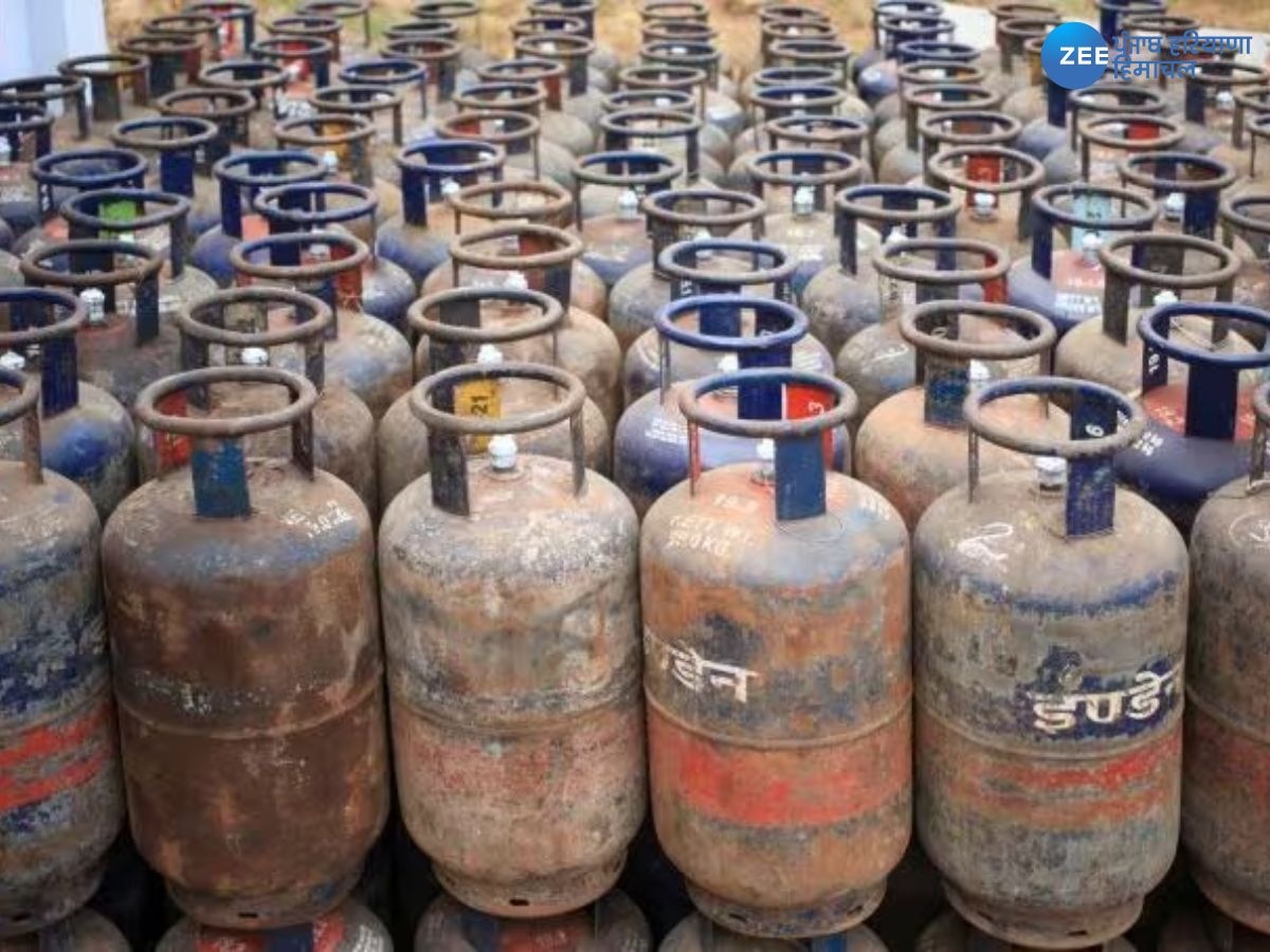 LPG Cylinder Price:  ਮਈ ਦੇ ਪਹਿਲੇ ਦਿਨ ਮਿਲੀ ਰਾਹਤ, LPG ਸਿਲੰਡਰ ਹੋਇਆ ਸਸਤਾ, ਜਾਣੋ ਨਵੀਂ ਕੀਮਤ 
