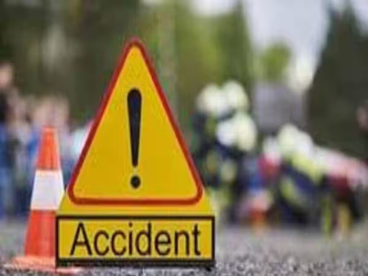 Road Accident in Chatra: एक ही बाइक पर सवार था पूरा परिवार, हादसे में चार की मौत, पांचवां गंभीर