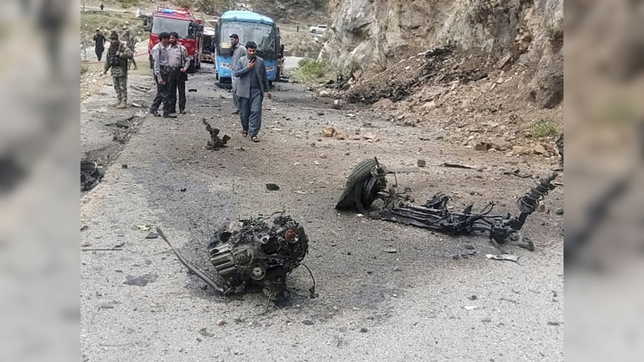 Pakistan News: चीनी कर्मचारियों के खिलाफ बढ़ रहे हैं हमले; पाक सरकार ने उठाए बड़े कदम