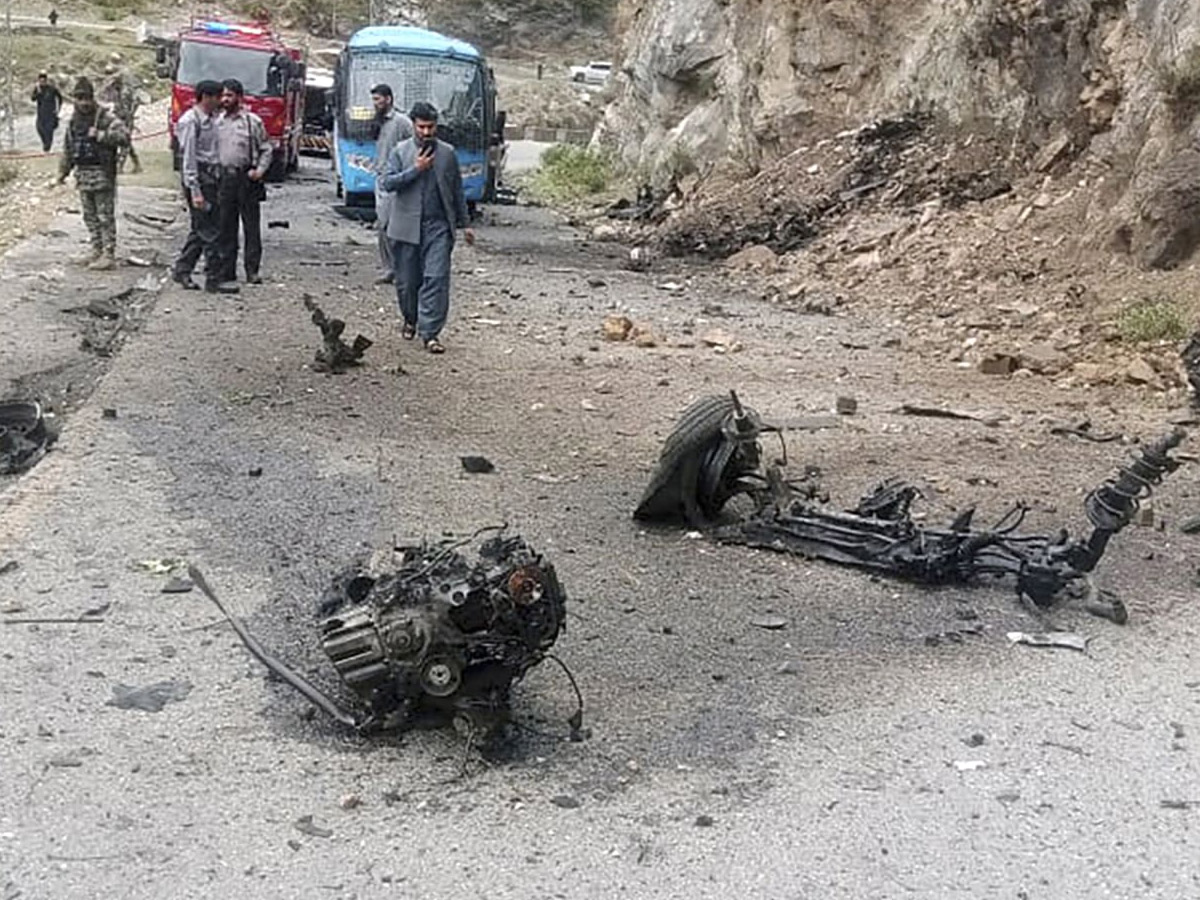 Pakistan News: चीनी कर्मचारियों के खिलाफ बढ़ रहे हैं हमले; पाक सरकार ने उठाए बड़े कदम Pakistan News: चीनी कर्मचारियों के खिलाफ बढ़ रहे हैं हमले; पाक सरकार ने उठाए बड़े कदम