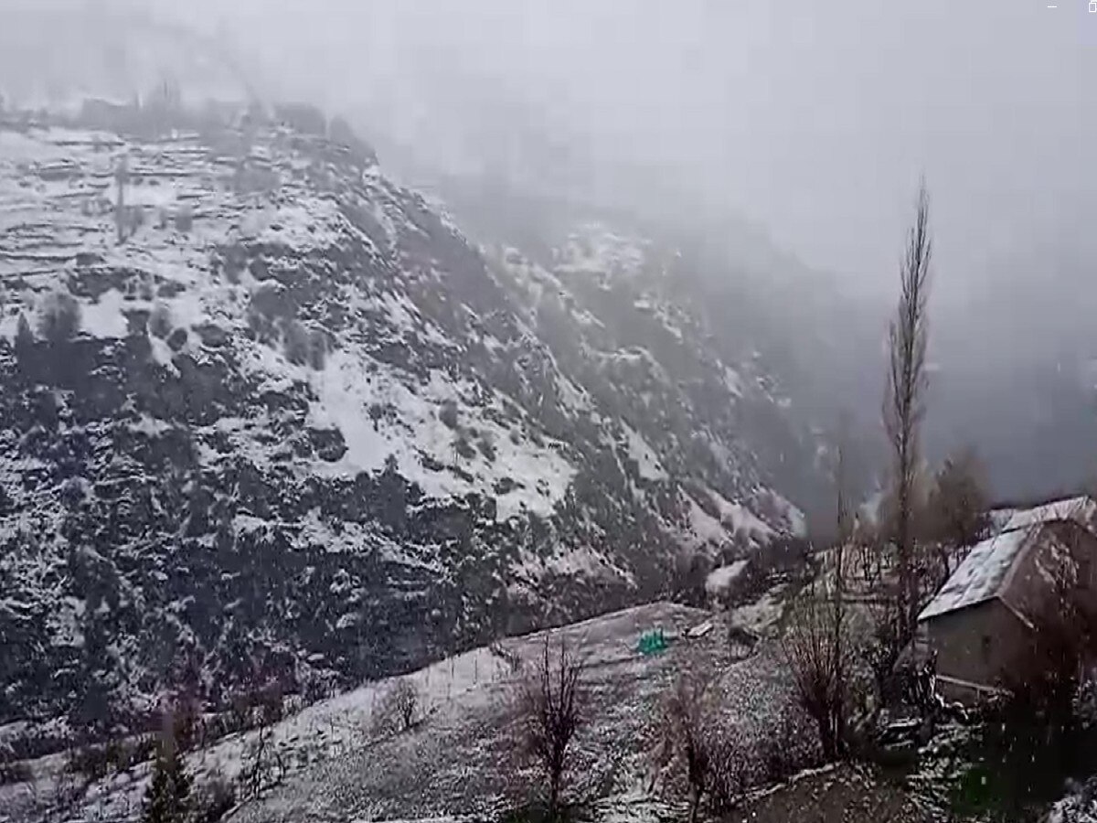 Himachal Pradesh में अभी भी जारी है सर्दी का सितम, मई में हो रही स्नोफॉल, जानें मौसम के इस बदले मिजाज का कितना फायदा कितना नुकसान