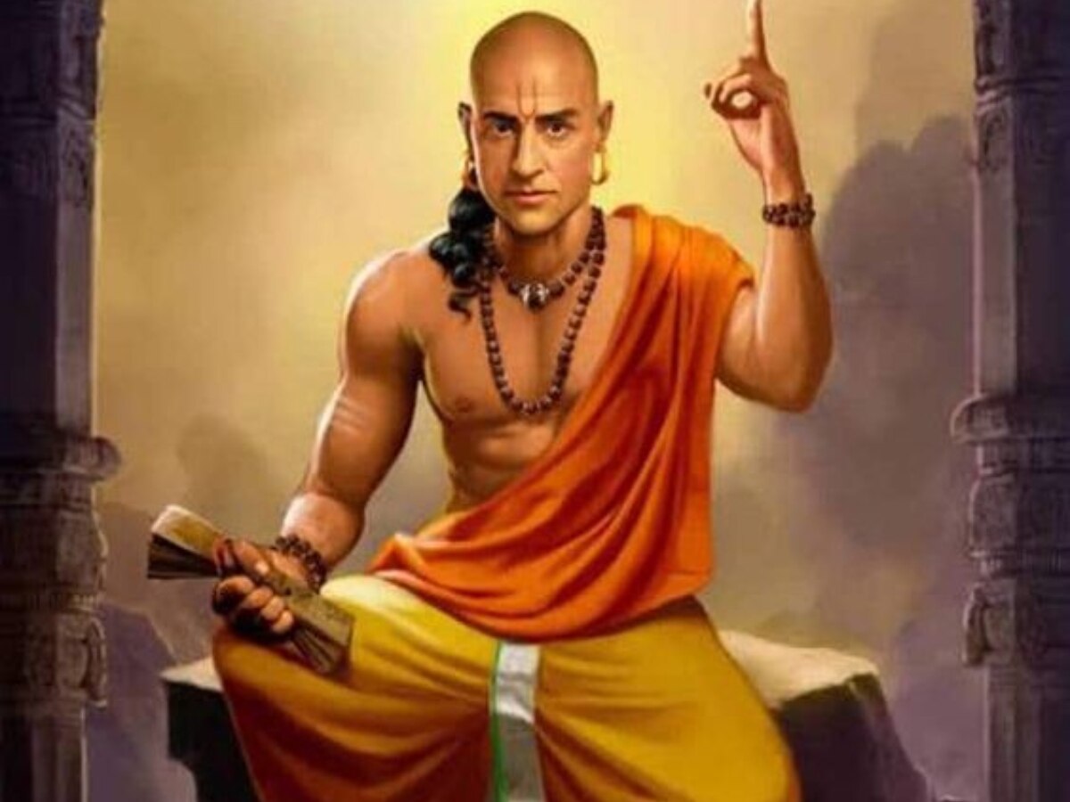 Chanakya Niti: क्या आप सफल होना चाहते हैं? आज ही इन 4 आदतों को कहें टाटा-बाय!