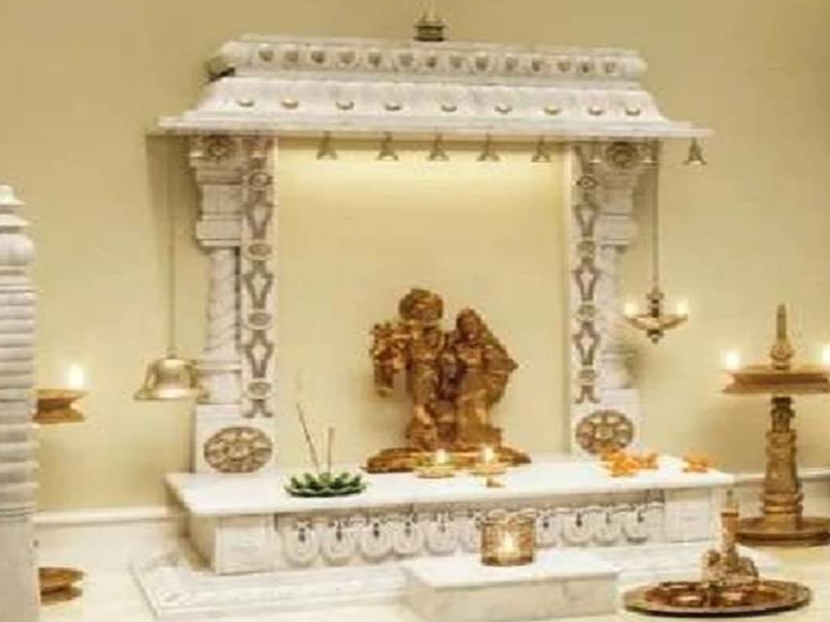 Vastu Tips for mandir rules tips direction for home temple according to ...