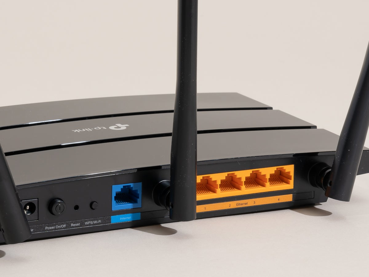 What is the right position to install your wife router | कहीं घर के इस ...