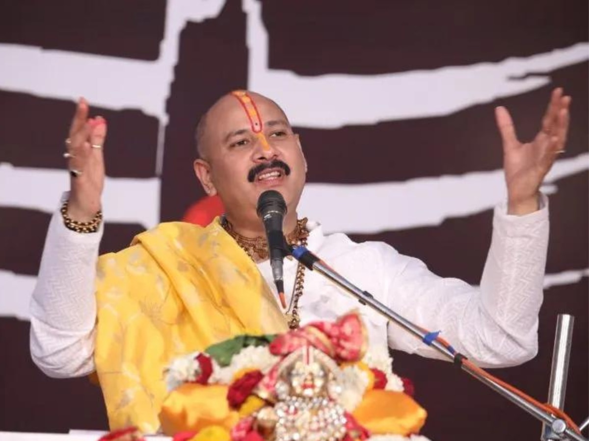 Who is Sehore Kubereshwar Dham Pandit Pradeep Mishra son Raghav Mishra ...