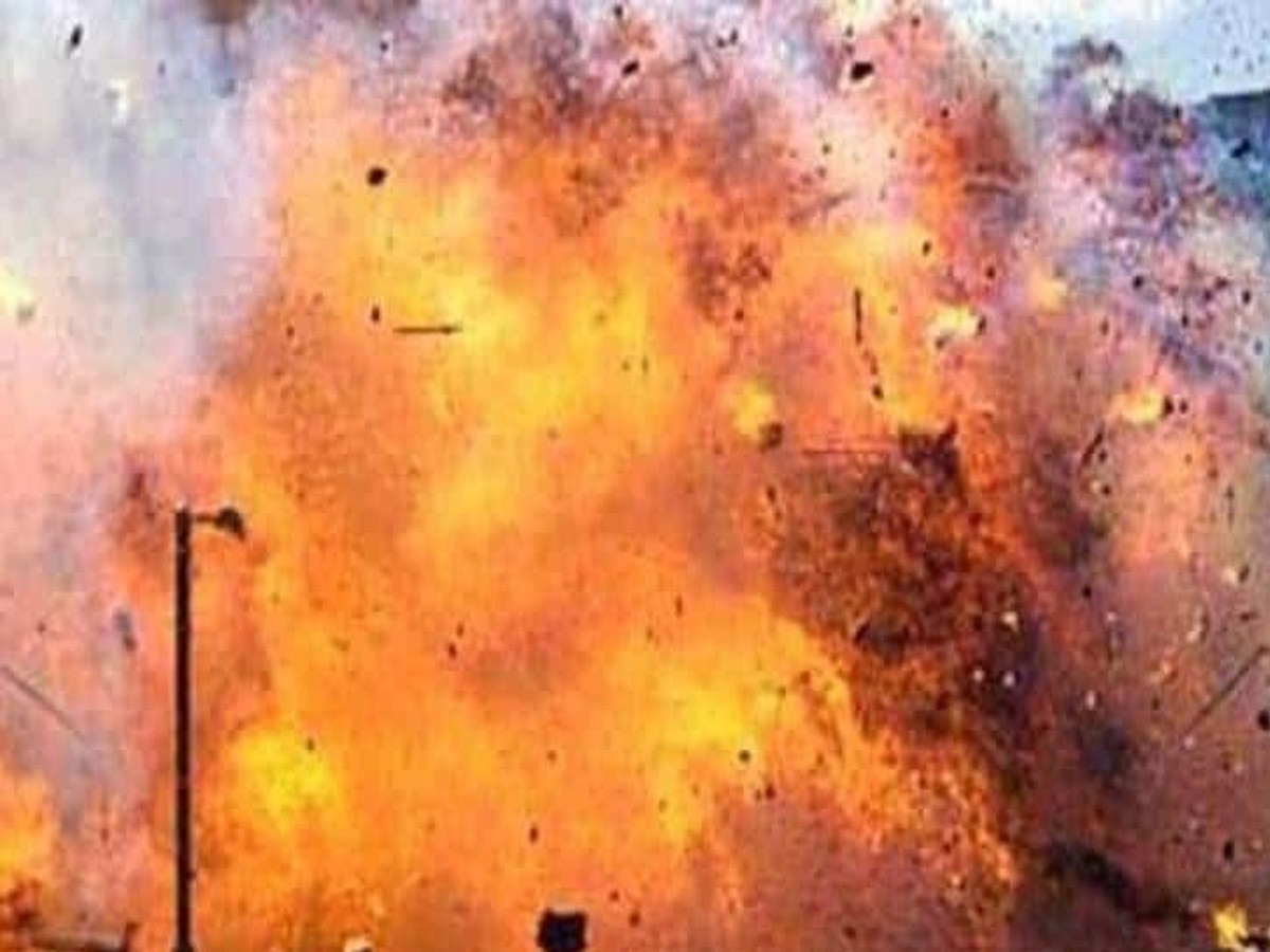 West Bengal Blast: वेस्ट बंगाल के हुगली में बम ब्लास्ट, कई घायल एक नाबालिग की मौत