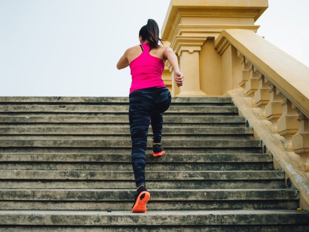 Climbing Stairs: क्या सीढ़ियां चढ़ना है आपकी लंबी उम्र का सीक्रेट? जानिए चौंकाने वाले रिसर्च के नतीजे