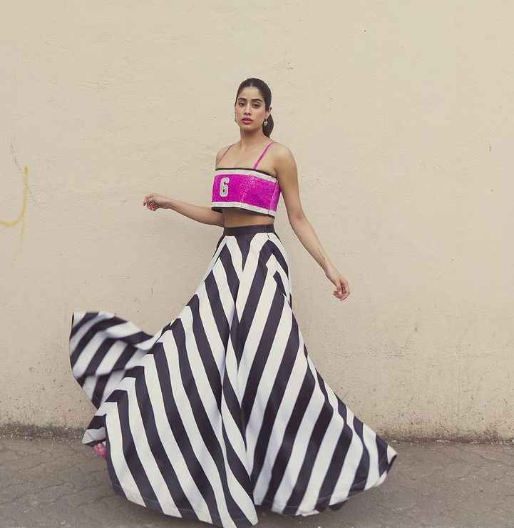 जाह्नवी की फिल्में