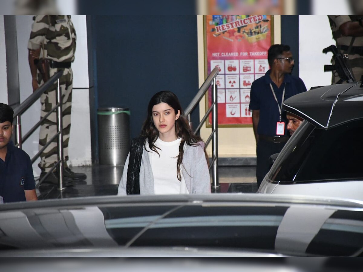 Suhana Khan With Abram Khan and Shanaya Kapoor Ananya Panday Spot At ...