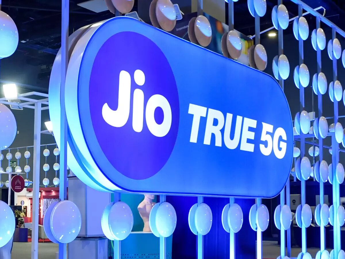 Jio का धुआंधार Fiber Plan, पाएं Free Netflix, Prime Video और इतना कुछ