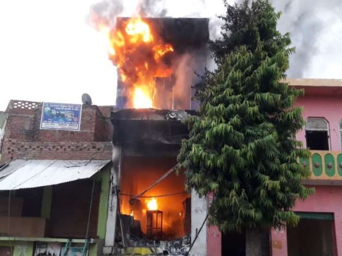 mainpuri fire