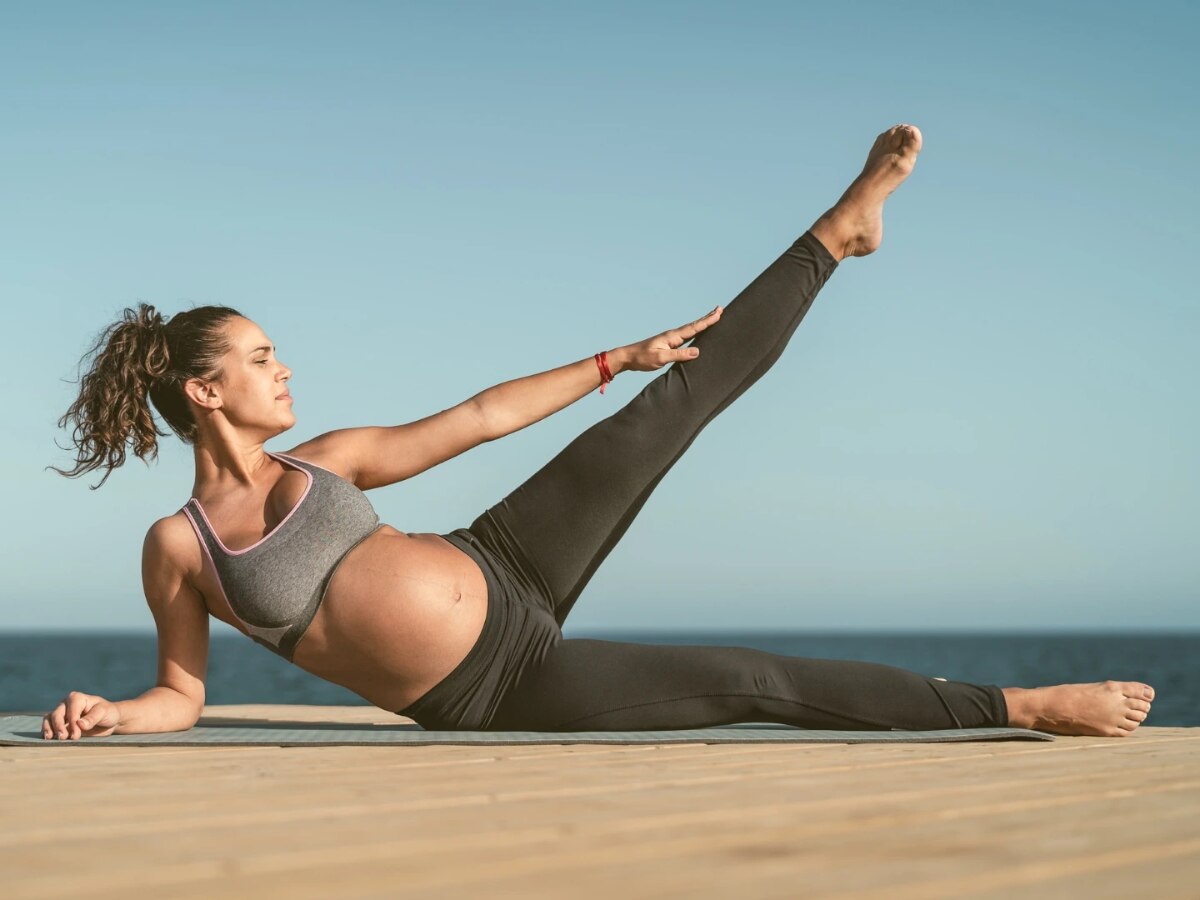 Yoga Benefits: प्रेगनेंसी के नौ महीने शरीर बना रहेगा दुरुस्त, नियमित योग करने से होते हैं ये 5 फायदे
