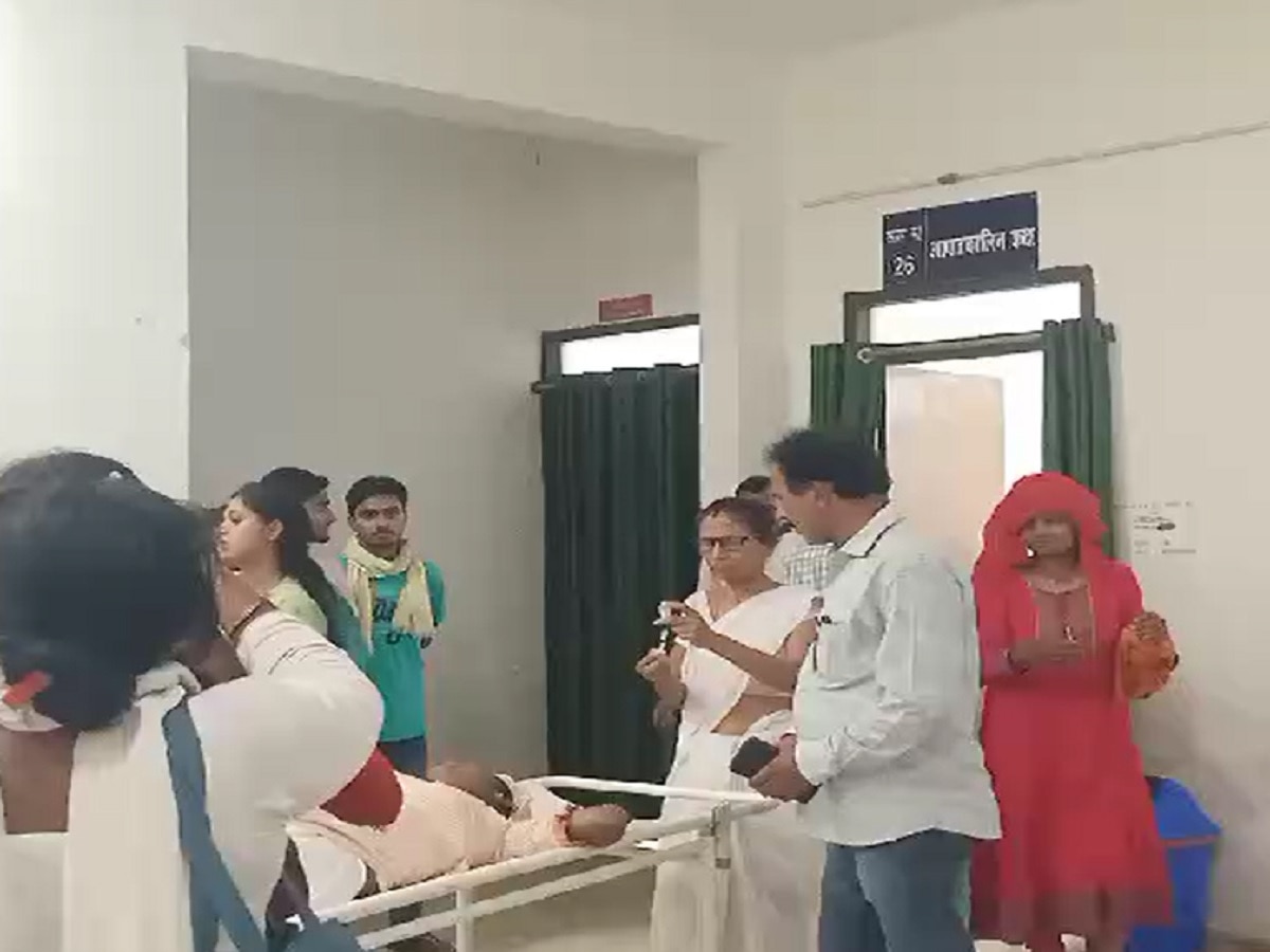 समस्तीपुर से चुनाव काराकर रोहतास लौट रही पुलिस की गाड़ी दुर्घटनाग्रस्त, 6 दरोगा और 12 सिपाही जख्मी