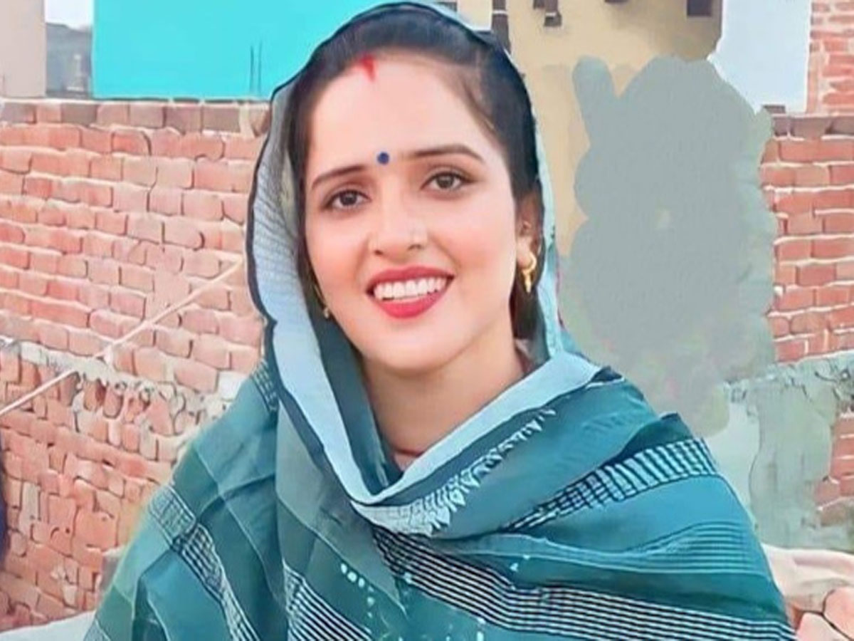 'PAK आर्मी' से है सीमा हैदर का कनेक्शन! पाकिस्तानी शख्स का दावा, ऑडियो वायरल 'PAK आर्मी' से है सीमा हैदर का कनेक्शन! पाकिस्तानी शख्स का दावा, ऑडियो वायरल