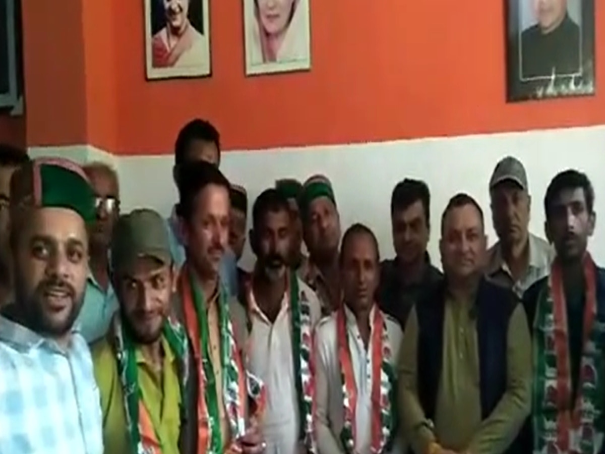 Himachal Congress: विनय कुमार ने संभाली कांग्रेस को बढ़त दिलाने की कमान, कार्यकर्ताओं के साथ की बैठक