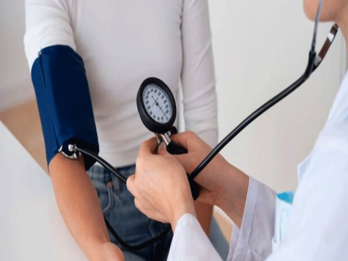 World Hypertension Day 2024: जान ले लेता है बिना लक्षण वाला हाई ब्लड प्रेशर; इस तरह इसपर रखें काबू World Hypertension Day 2024: जान ले लेता है बिना लक्षण वाला हाई ब्लड प्रेशर; इस तरह इसपर रखें काबू
