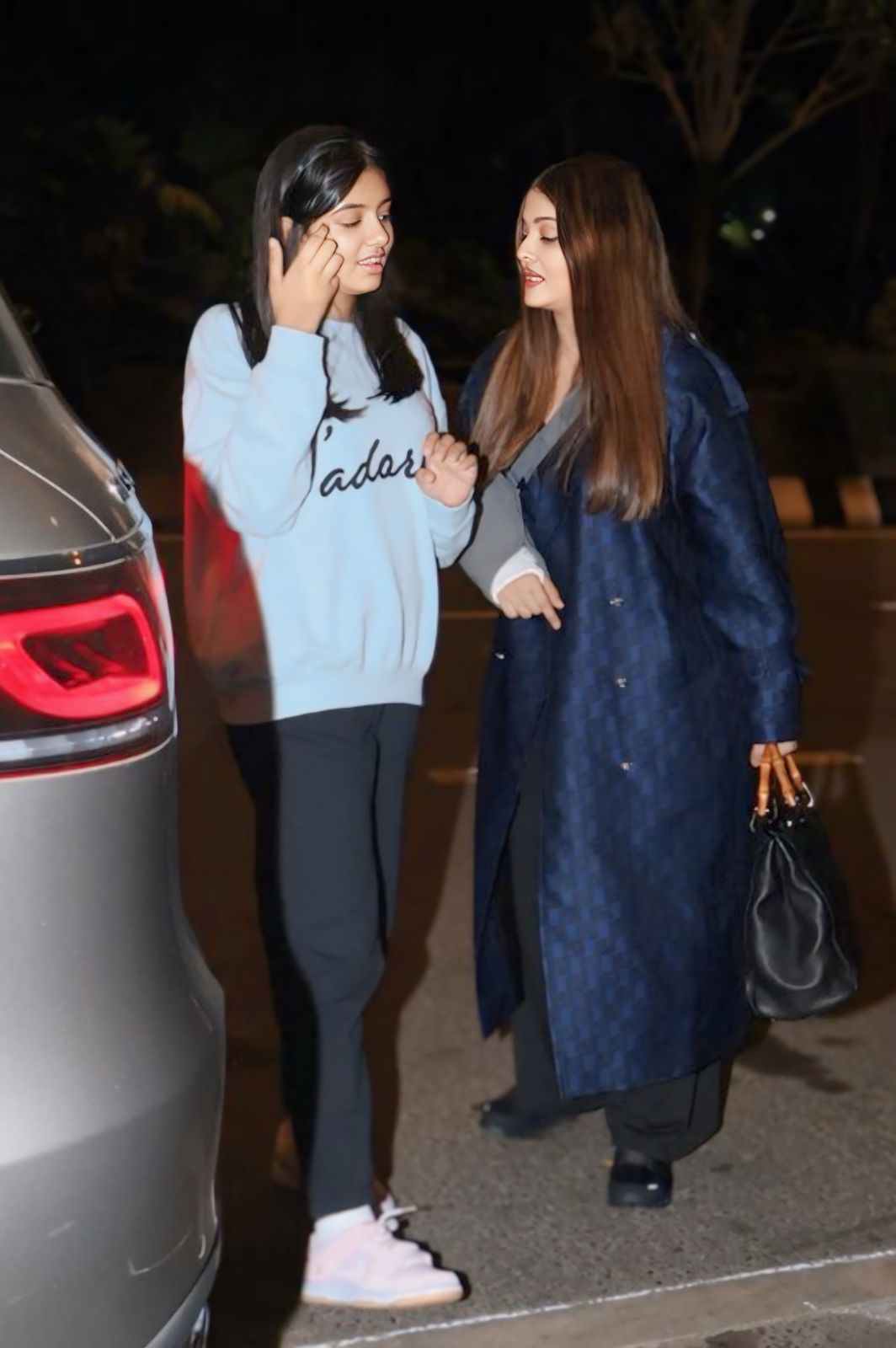 आराध्या का लुक