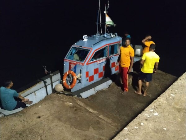 Odisha News: ପାରାଦୀପ ମାଛଧରା ବନ୍ଦରରେ ଅଘଟଣ, ମାଛ ଧରୁଥିବା ବେଳେ ...