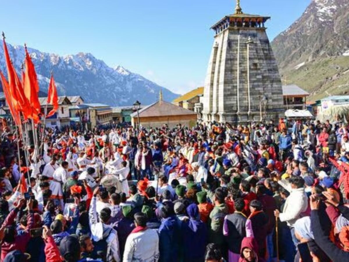 चारधाम यात्रा के पंजीकरण पर रोक, श्रद्धालुओं का सैलाब उमड़ने के बाद उत्तराखंड सरकार का फैसला