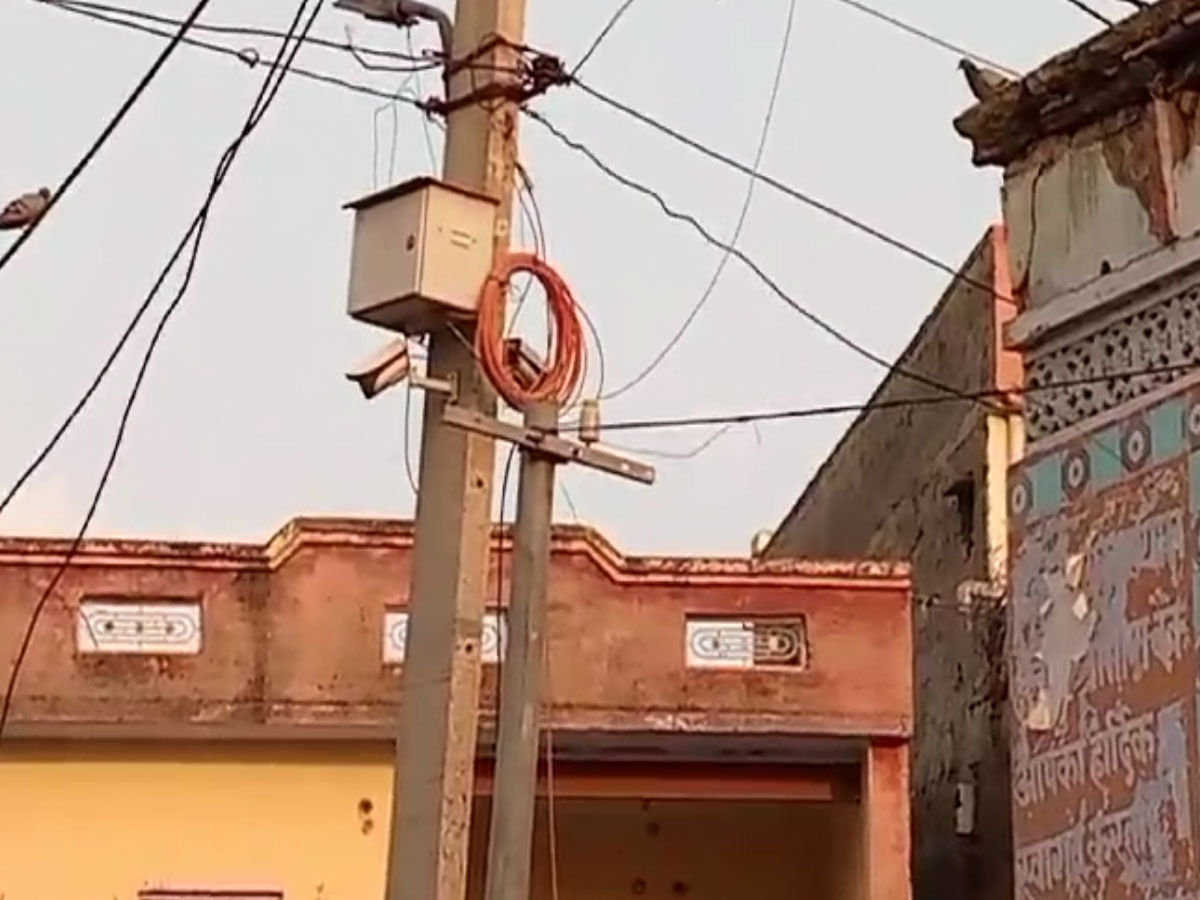 Karauli News: शोपीस बनकर रह गए हैं CCTV, लाखों की लागत से लगवाए गए कैमरे कबाड़ में तब्दील!