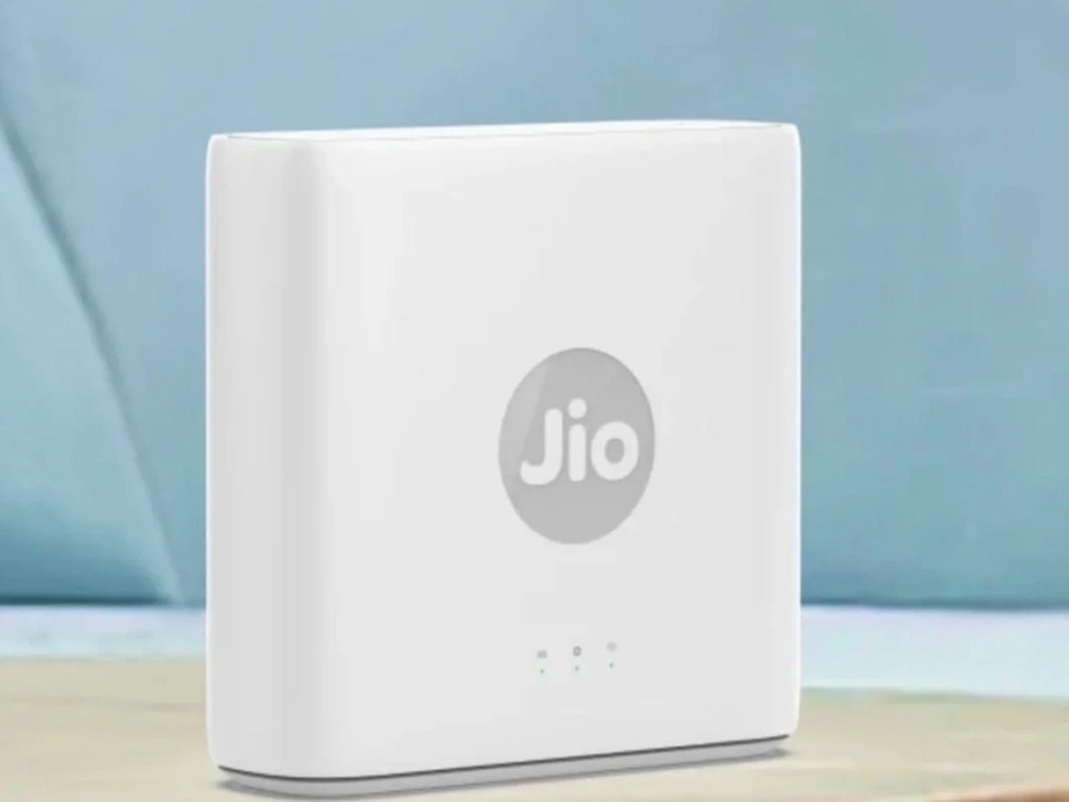 Jio AirFiber: कैसे बुक करें कनेक्शन, क्या है प्लान्स और कितनी है स्पीड? जानिए हर चीज डिटेल में