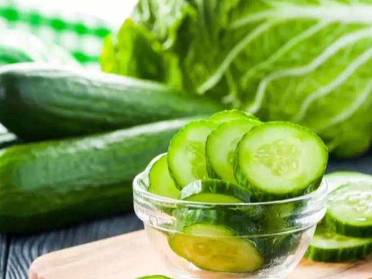 Cucumber benefits for skin and hair in summer khira ke kya fayde hai | Cucumber  Benefits: शरीर के साथ स्किन के लिए भी फायदेमंद है खीरा, जानें चमत्कारी गुण  | Hindi News,