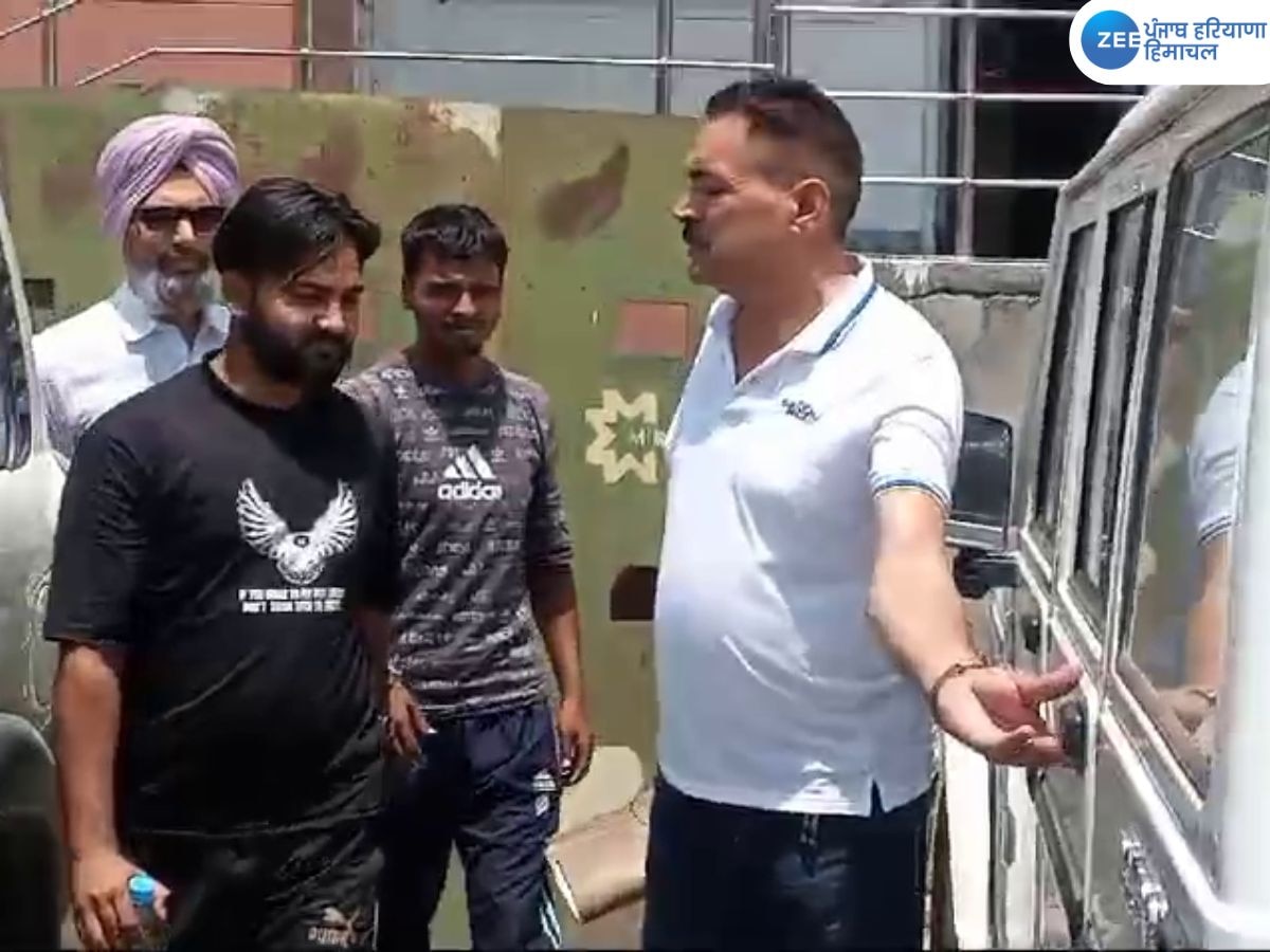 Mohali News: ਪੰਜਾਬ ਪੁਲਿਸ ਨੇ ਰਾਜਪੁਰਾ ਤੋਂ 2 ਨੌਜਵਾਨਾਂ ਨੂੰ 6 ਪਿਸਤੌਲਾਂ ਅਤੇ ਜਿੰਦਾ ਕਾਰਤੂਸ ਸਮੇਤ ਕਾਬੂ ਕੀਤਾ