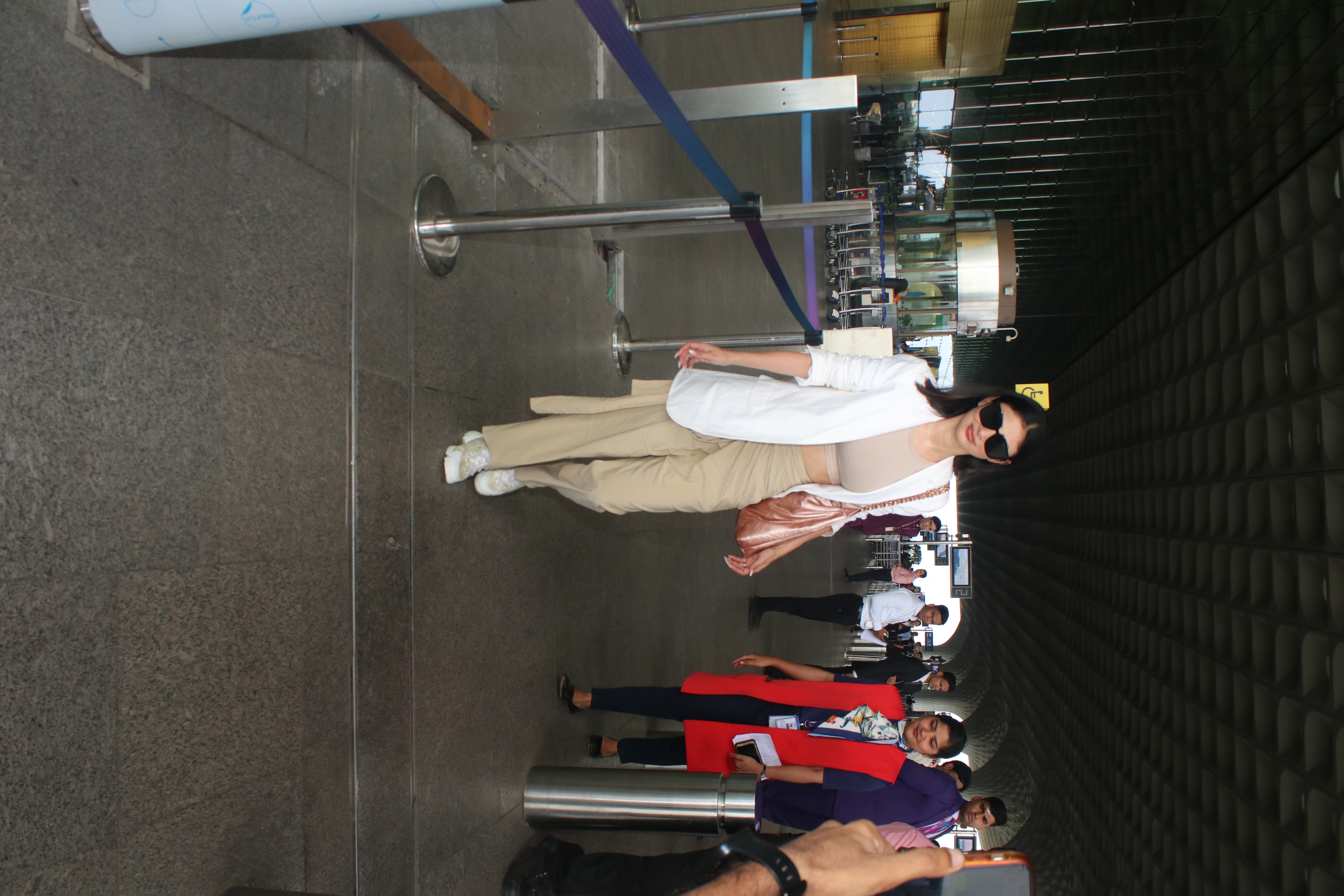 स्टाइलिश लुक