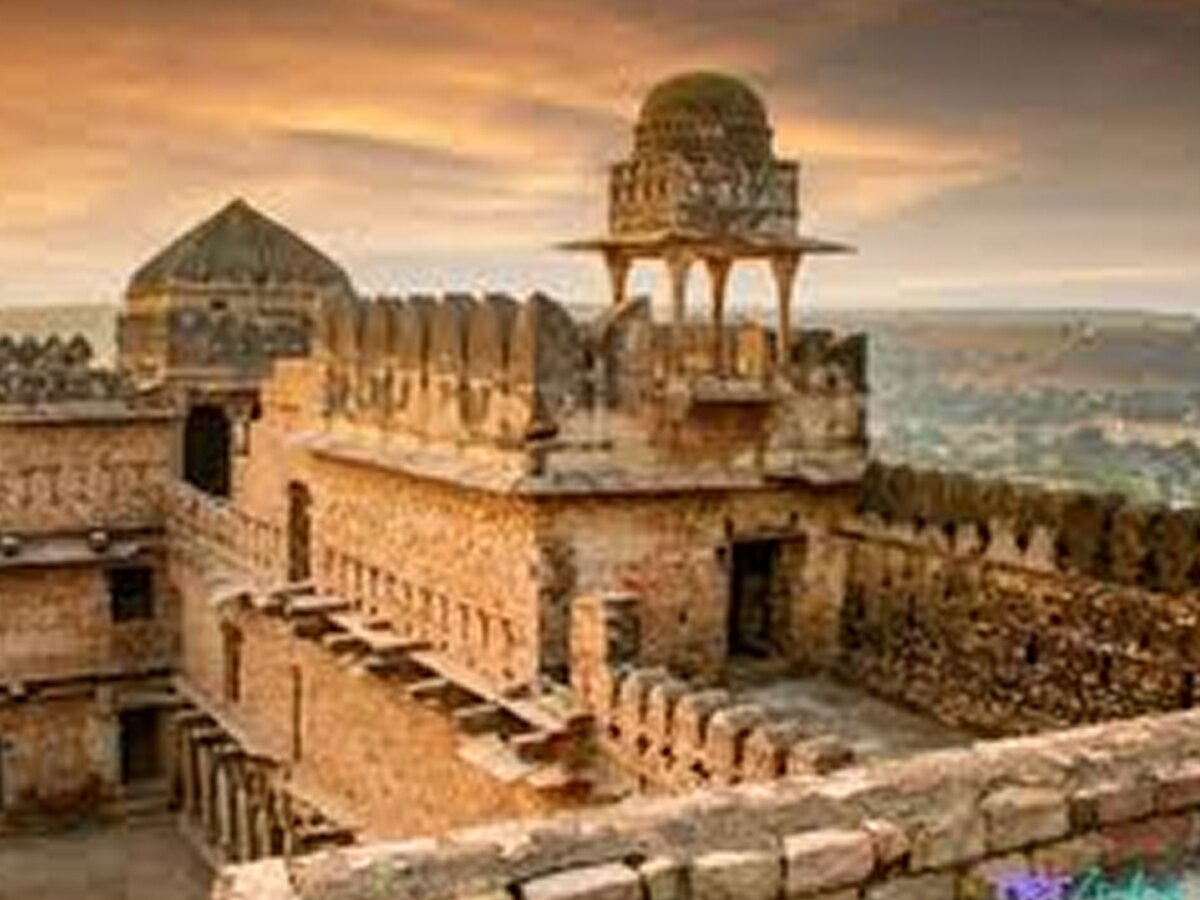 chanderi city of madhya pradesh where you will get a glimpse of india ...