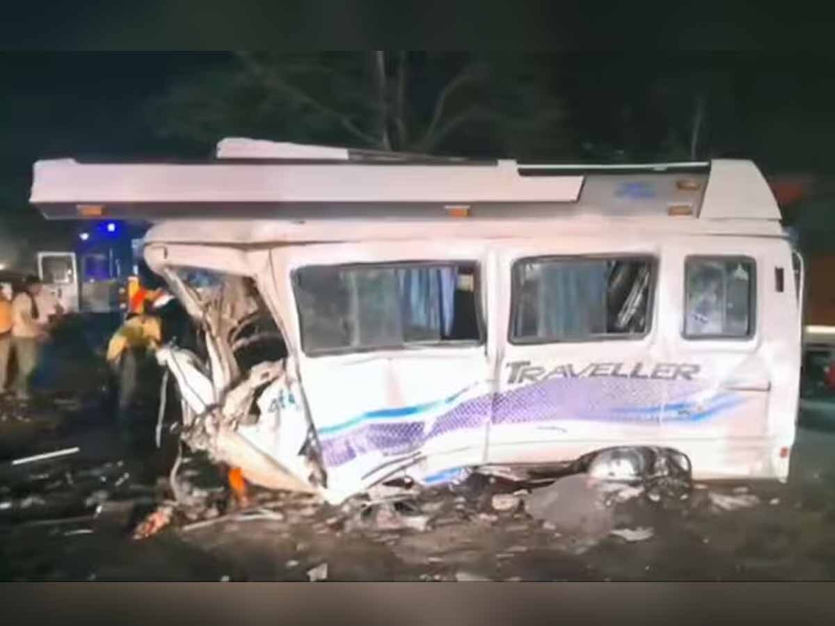 Ambala Accident: हरियाणा में मिनी बस और ट्रक में भीषण टक्कर, 7 लोगों की मौत, 25 लोग बुरी तरह जख्मी