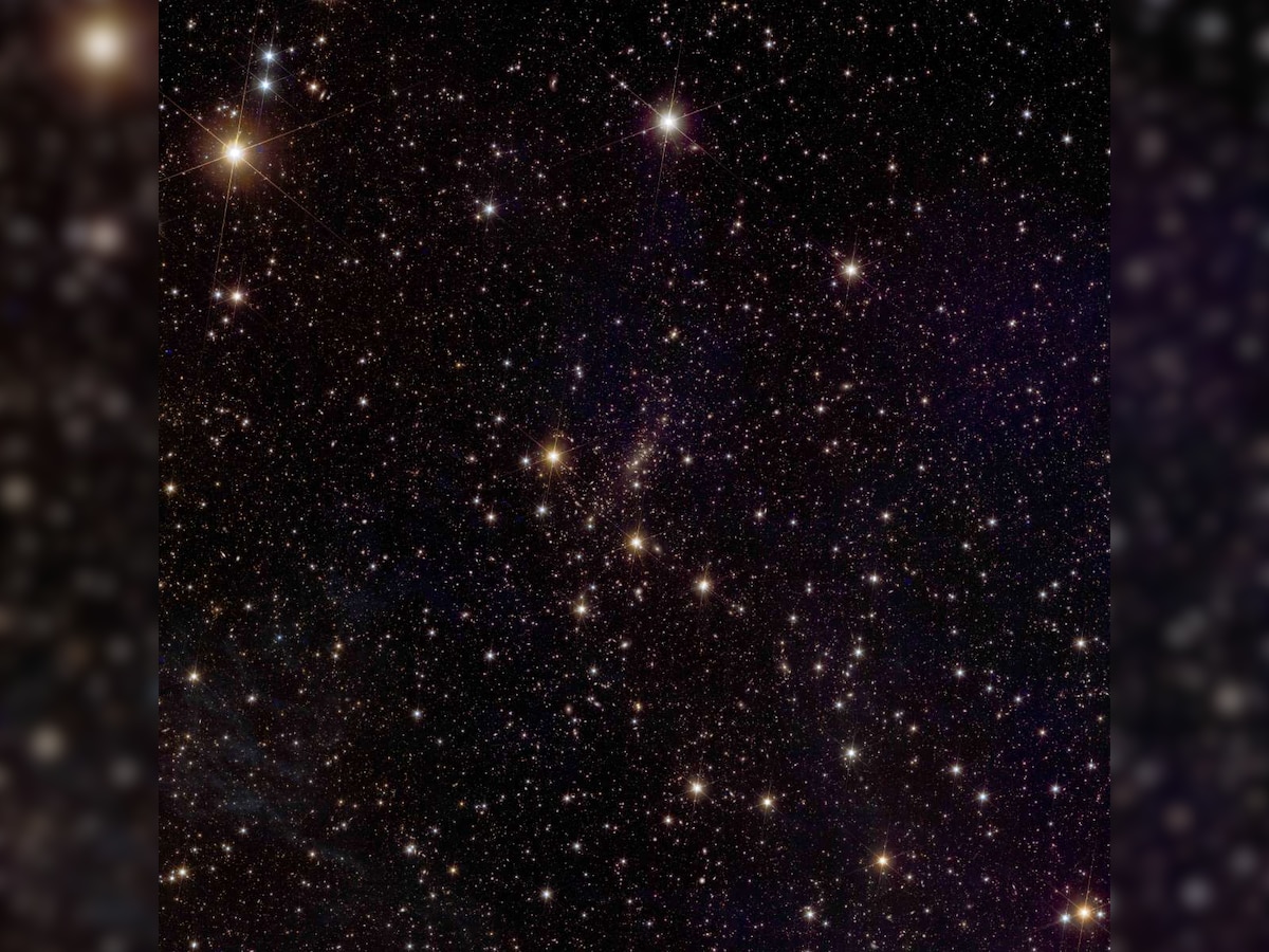 Euclid Telescope Images: गैलेक्सी Abell 2390 का फोटो