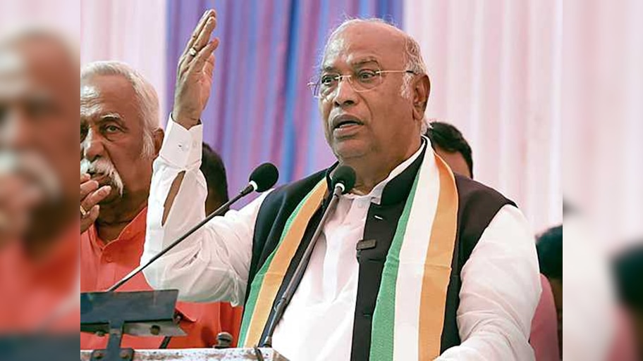 ‘हेमंत सोरेन को जेल भेजने का बदला वोट से’, खड़गे ने पीएम मोदी पर साधा निशाना