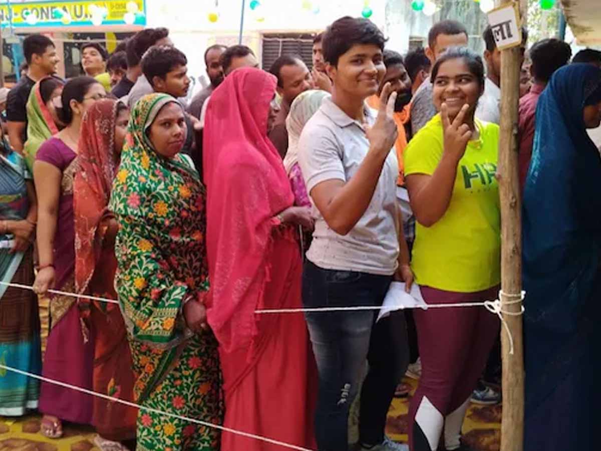 Lok Sabha Chunav 2024 6th Phase Voting Live: शाम 5 बजे तक लगभग 57.7% फीसदी वोटिंग Lok Sabha Chunav 2024 6th Phase Voting Live: शाम 5 बजे तक लगभग 57.7% फीसदी वोटिंग