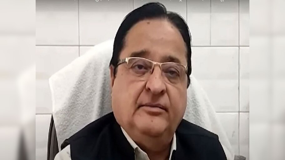  BJP के बुर्का वाले बयान पर भड़के सपा सांसद एसटी हसन, कहा, हिंदू भाई हैं हमारे...