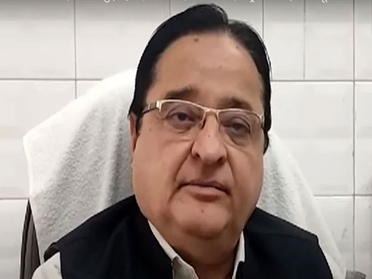 BJP के बुर्का वाले बयान पर भड़के सपा सांसद एसटी हसन, कहा, हिंदू भाई हैं हमारे... BJP के बुर्का वाले बयान पर भड़के सपा सांसद एसटी हसन, कहा, हिंदू भाई हैं हमारे...