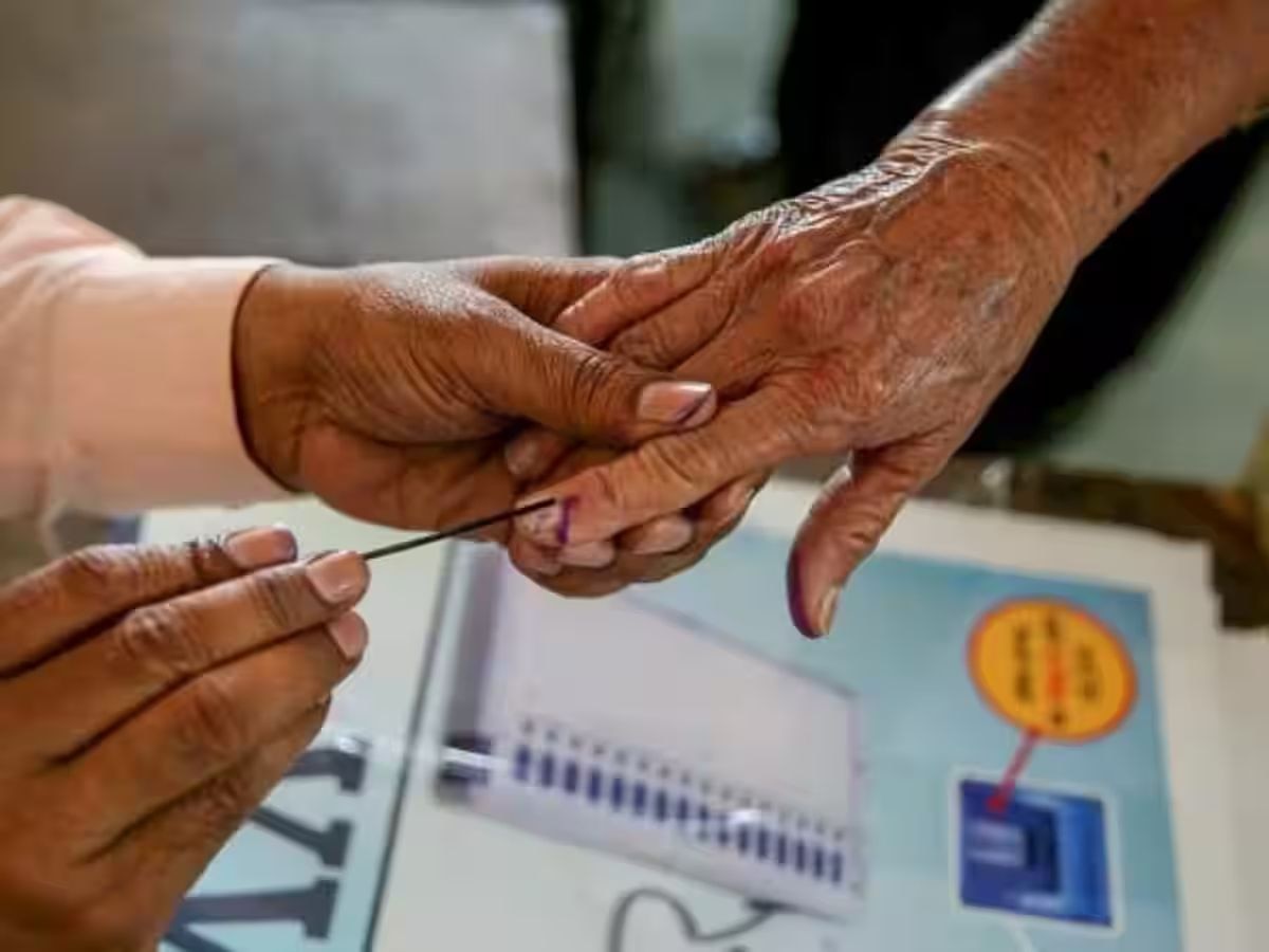 Odisha Election 2024: ବିଳମ୍ବିତ ରାତିଯାଏ ଭୋଟ୍‍ ଦେଲା ଓଡ଼ିଶା, ଷ୍ଟ୍ରଙ୍ଗରୁମରେ ସବୁ ଇଭିଏମ୍‍; ପ୍ରାୟ ୭୧% ମତଦାନ