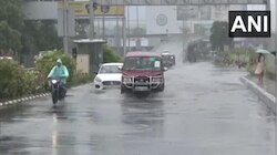 Kolkata Rain Video: कोलकाता में हुई भारी बारिश, निचले इलाकों में आई बाढ़, देखें वीडियो