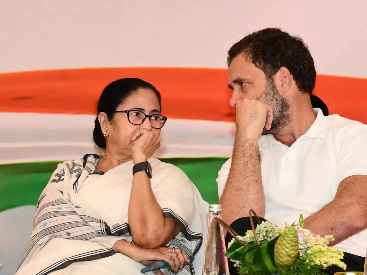 CM ममता के बदले सुर! चुनाव नतीजों से पहले INDIA की मीटिंग में जाने पर बोलीं; "मैं ऐसे नहीं जा सकती..." CM ममता के बदले सुर! चुनाव नतीजों से पहले INDIA की मीटिंग में जाने पर बोलीं; "मैं ऐसे नहीं जा सकती..."