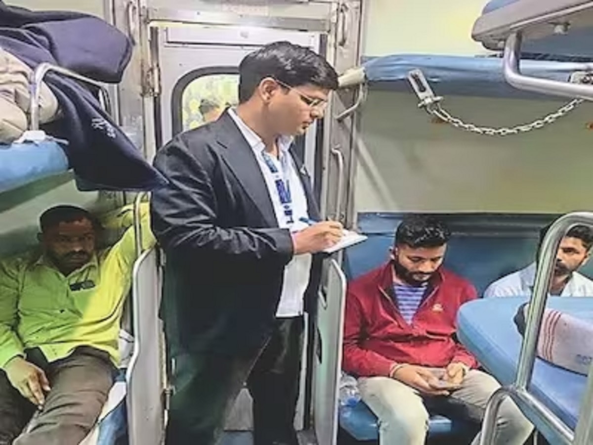 Indian Railways: अब बिना टिकट यात्रा करने वालों की खैर नहीं, बिहार-झारखंड के 23 स्‍टेशनों में चला महाअभियान, 11000 से अधिक धरे गए