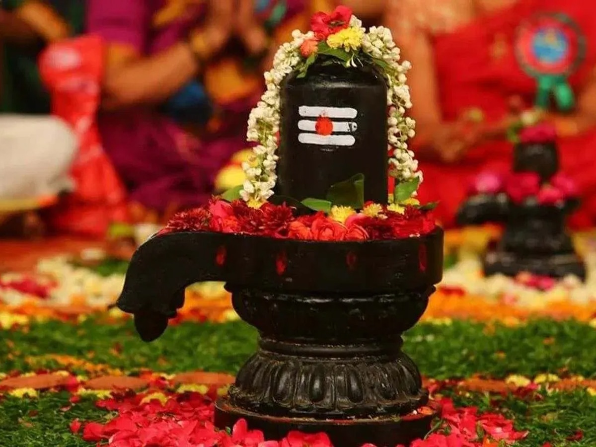 Masik Shivratri and Pradosh Vrat: आज मासिक शिवरात्रि और प्रदोष व्रत एकसाथ, जान लें शिव पूजा के सबसे शुभ मुहूर्त