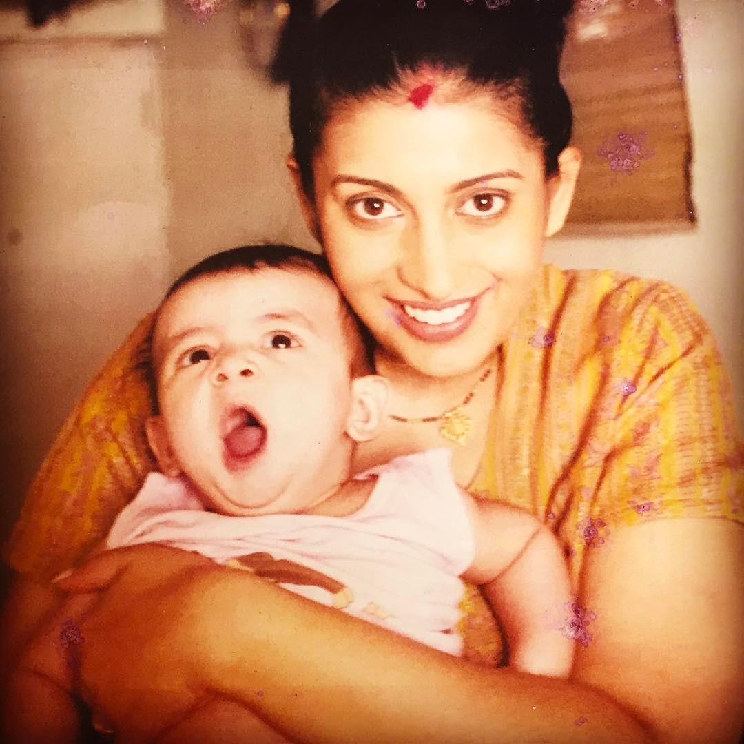 मिस इंडिया में स्मृति ईरानी फाइनल तक पहुंची थीं