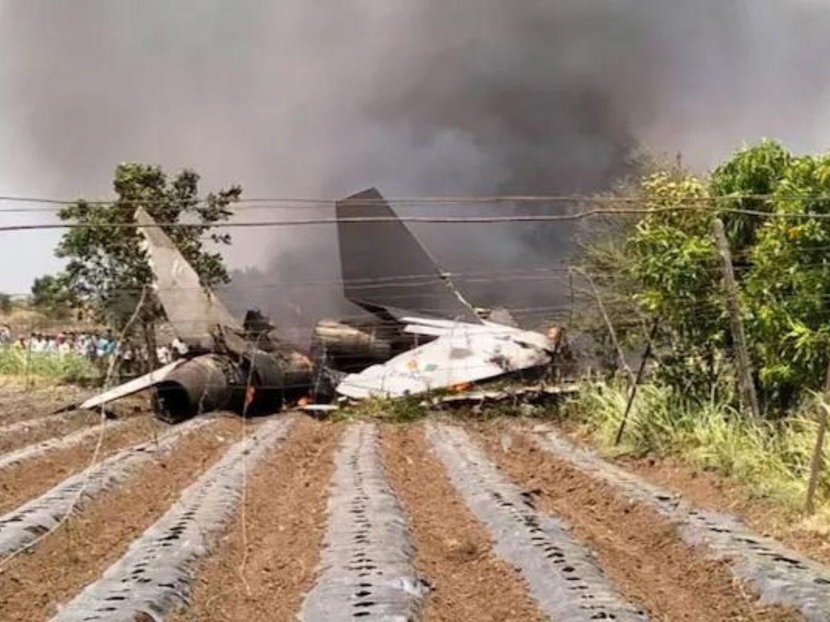  Sukhoi Jet Crash: ବାୟୁସେନାର ସୁଖୋଇ-୩୦ ବିମାନ ଦୁର୍ଘଟଣାଗ୍ରସ୍ତ, ୨ ପାଇଲଟ୍...