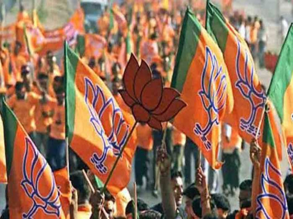 केंद्रीय नेतृत्व के निर्देश पर BJP नव निर्वाचित सांसदों का सम्मान रद्द, कल दिल्ली में होगी अहम बैठक केंद्रीय नेतृत्व के निर्देश पर BJP नव निर्वाचित सांसदों का सम्मान रद्द, कल दिल्ली में होगी अहम बैठक