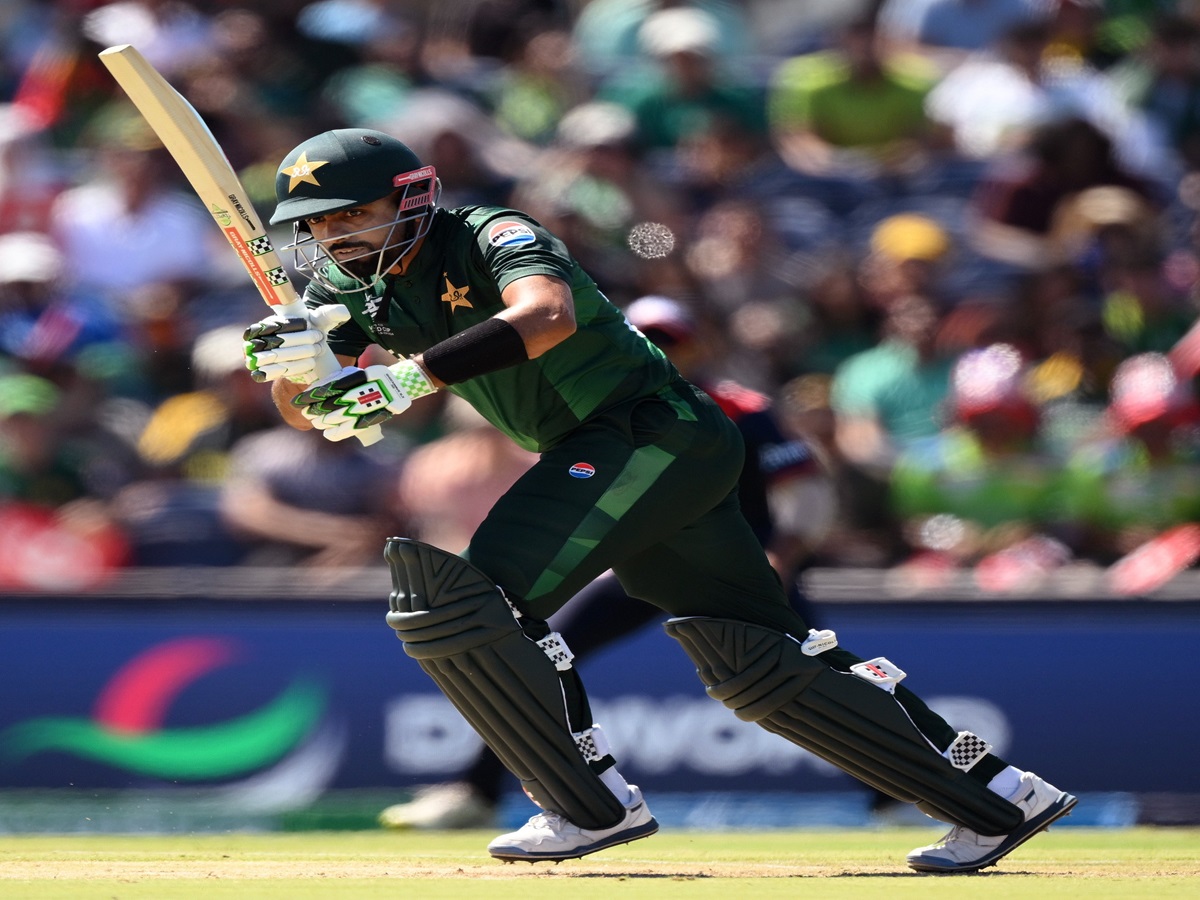 Babar Azam: ବାବର ଆଜମ ଭାଙ୍ଗିଲେ ବିରାଟ କୋହଲିଙ୍କ ଏହି ବିଶ୍ୱ ରେକର୍ଡ Babar Azam: ବାବର ଆଜମ ଭାଙ୍ଗିଲେ ବିରାଟ କୋହଲିଙ୍କ ଏହି ବିଶ୍ୱ ରେକର୍ଡ